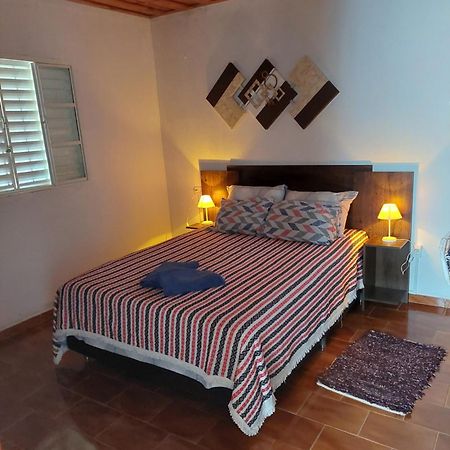 Casa Aconchegante Na Roca C/ Piscina/Churrasqueira Гонсалвис Экстерьер фото