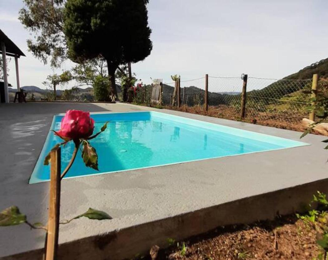 Casa Aconchegante Na Roca C/ Piscina/Churrasqueira Гонсалвис Экстерьер фото