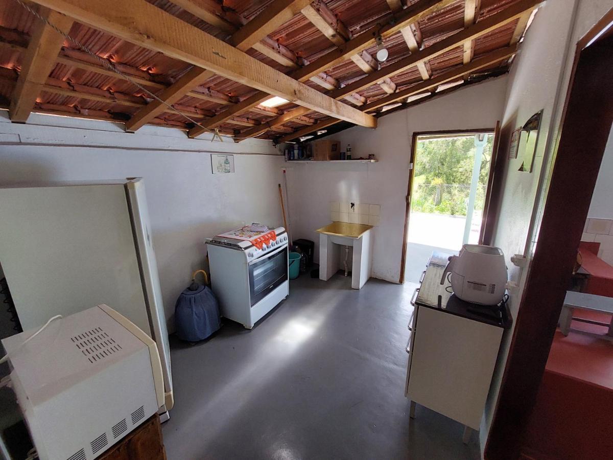 Casa Aconchegante Na Roca C/ Piscina/Churrasqueira Гонсалвис Экстерьер фото