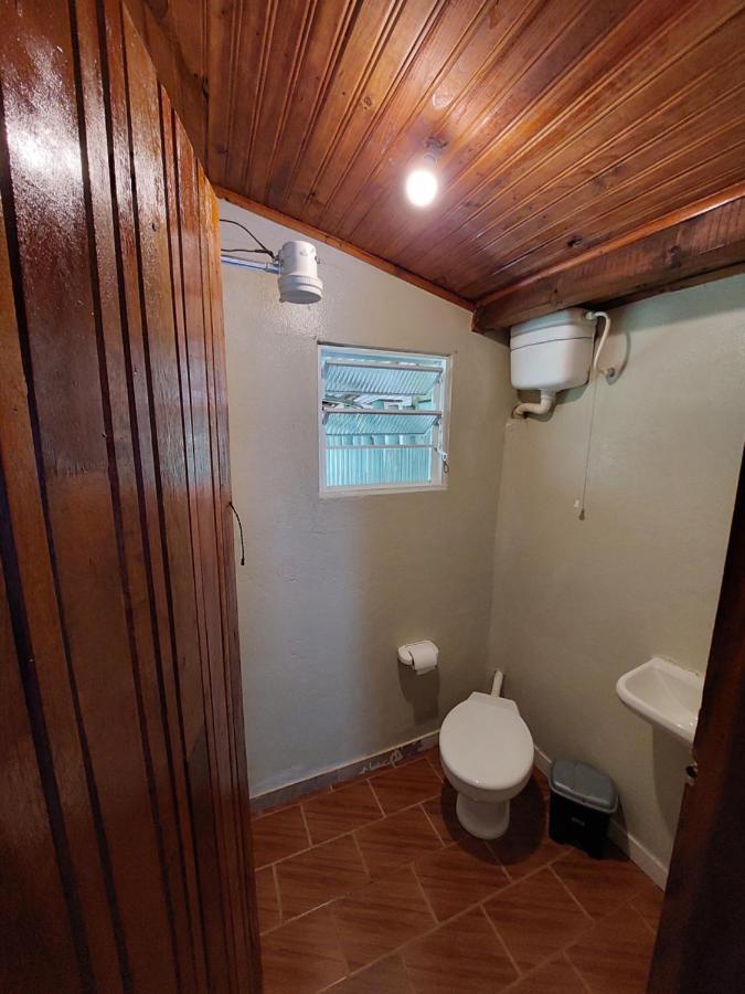 Casa Aconchegante Na Roca C/ Piscina/Churrasqueira Гонсалвис Экстерьер фото